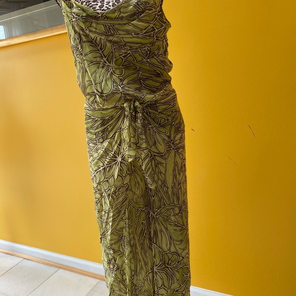 Green 3 piece skirt, top, wrap (cache) - Picture 7 of 8